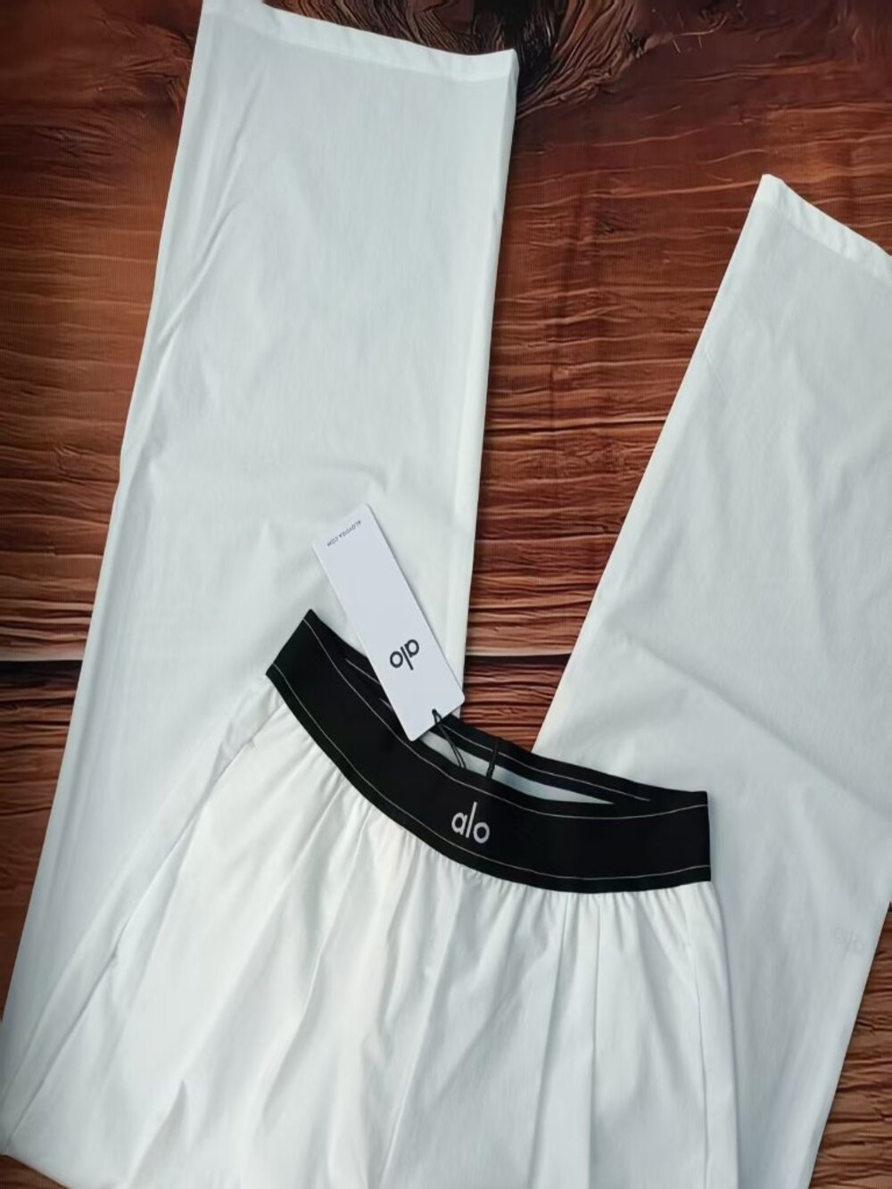 ✦Alo Yoga Suit Up Trouser White Regular Size ✦Loose Fit Pants - Picture 3 of 8